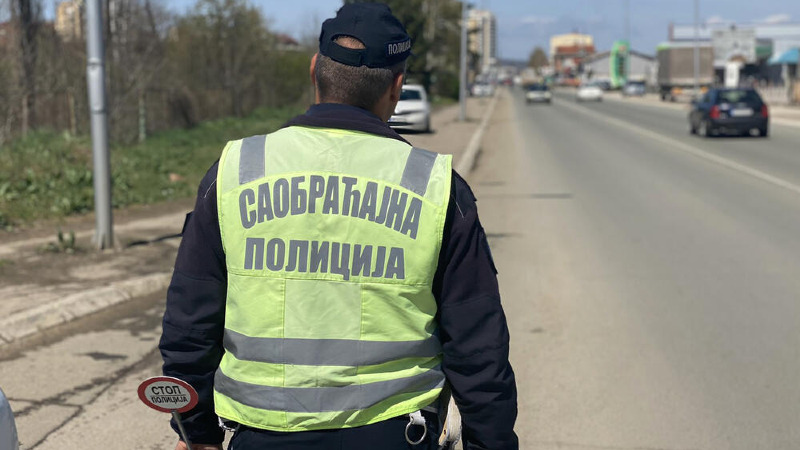 Čačanin prešao igricu - nikada nije polagao vozački ispit a vozi šleper do Bugarske: Šok i neverica saobraćajnih policajaca na magistrali kod Donje Gorevnice