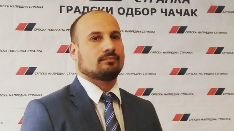 Parezanović: Bacanje ledenica nije politika, već varvarizam