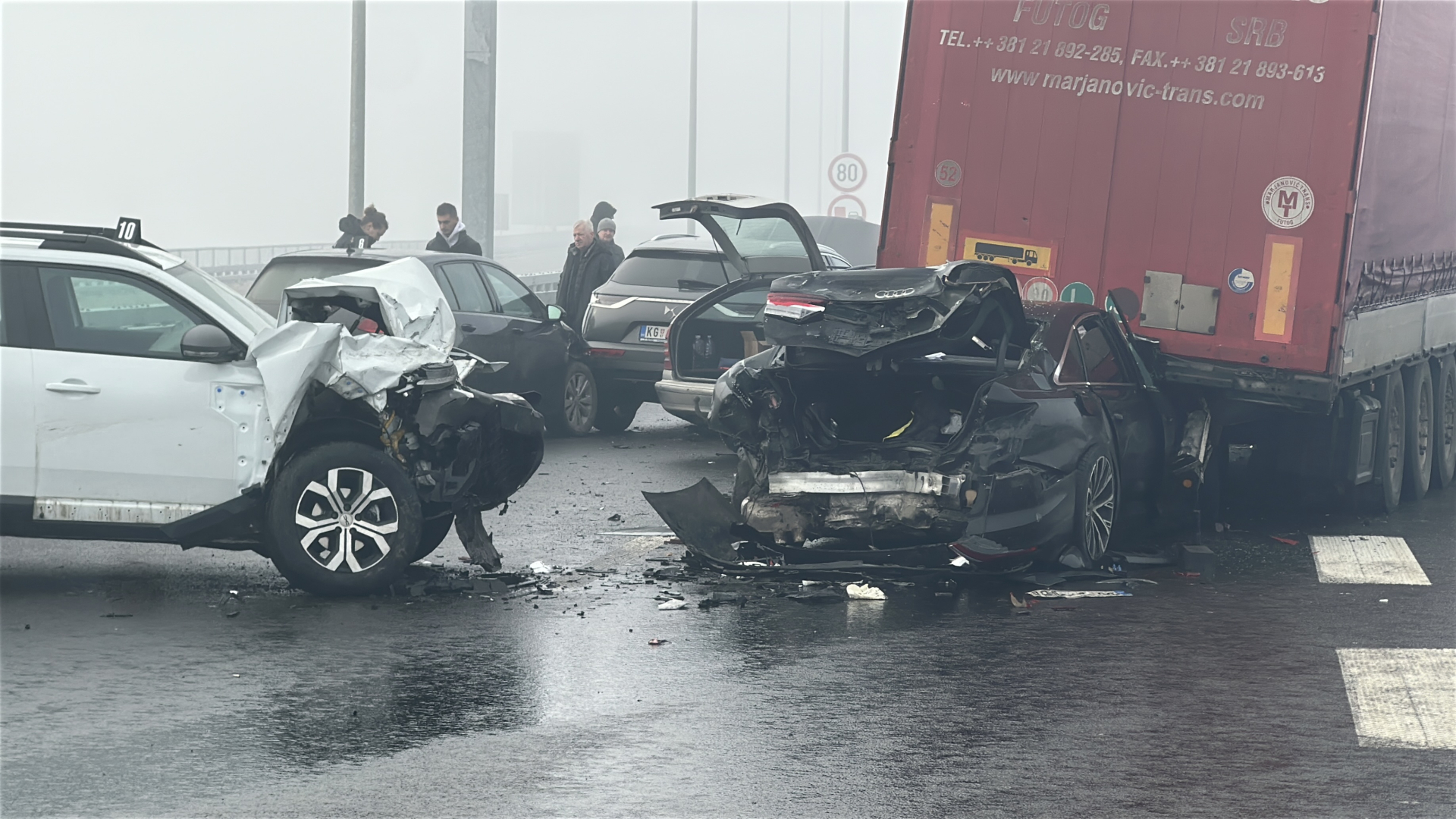 Težak lančani sudar na deonici Lučani - Požega, saobraćaj u prekidu