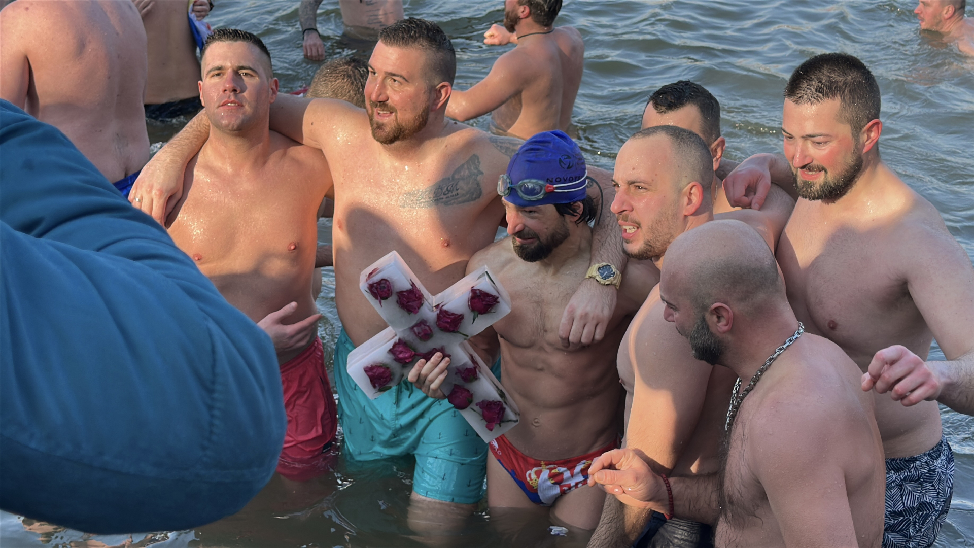 Bogojavljenje u Čačku: Prvi do krsta Lazar Filipović