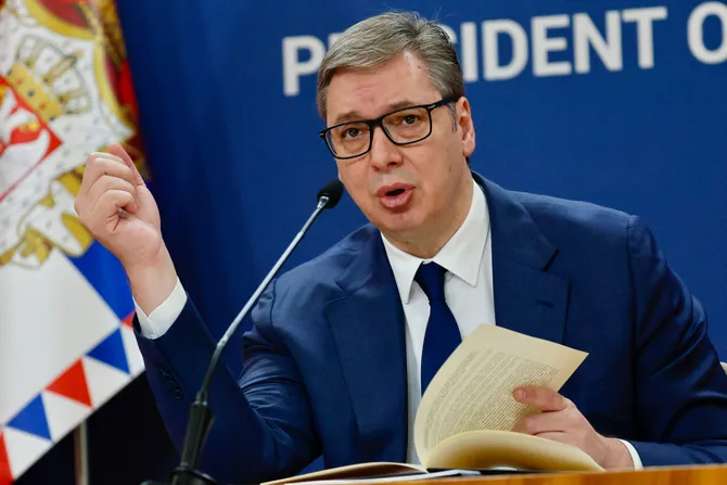 Nemojte spavati dok ne rešite probleme: Vučić brutalno kritikovao rad ministara