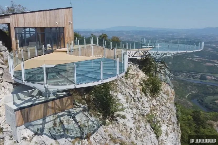 Asfaltira se put do staklenog vidikovca - saobraćaj se obustavlja od 4. do 7. maja